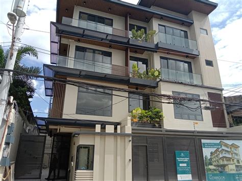 Property for Sale in Mandaluyong, Metro Manila .
